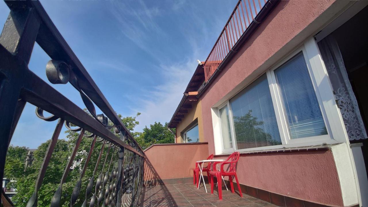 Villa Mieszkanie - Dom 200 M Od Morza Dziwnów Exterior foto